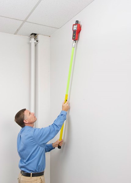 Amprobe-AT-7000_Hot-Stick-attachment