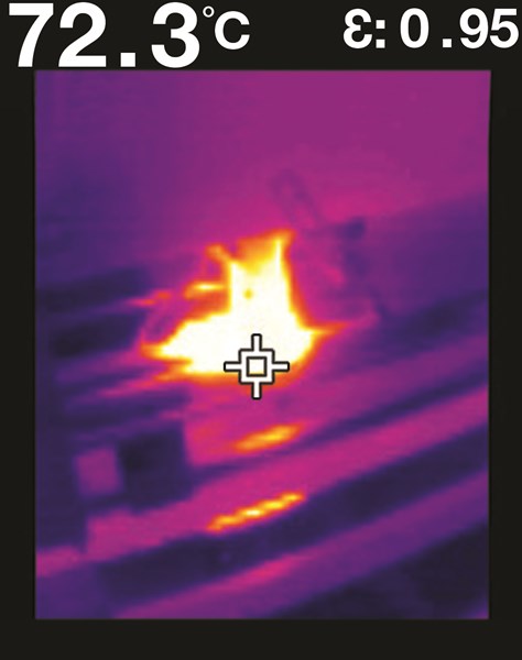 TG165_Hot_Glue_Automated_Dispenser_in_Bottling_Plant